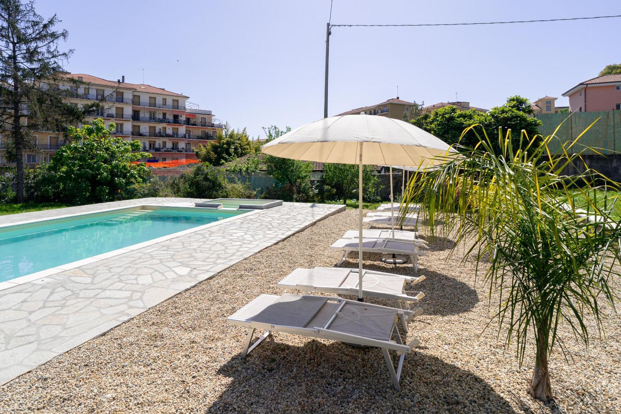 Il Gattino Di Porto - Apt 1 - Monolocale Veranda Piscina อิมเปรีอา ภายนอก รูปภาพ