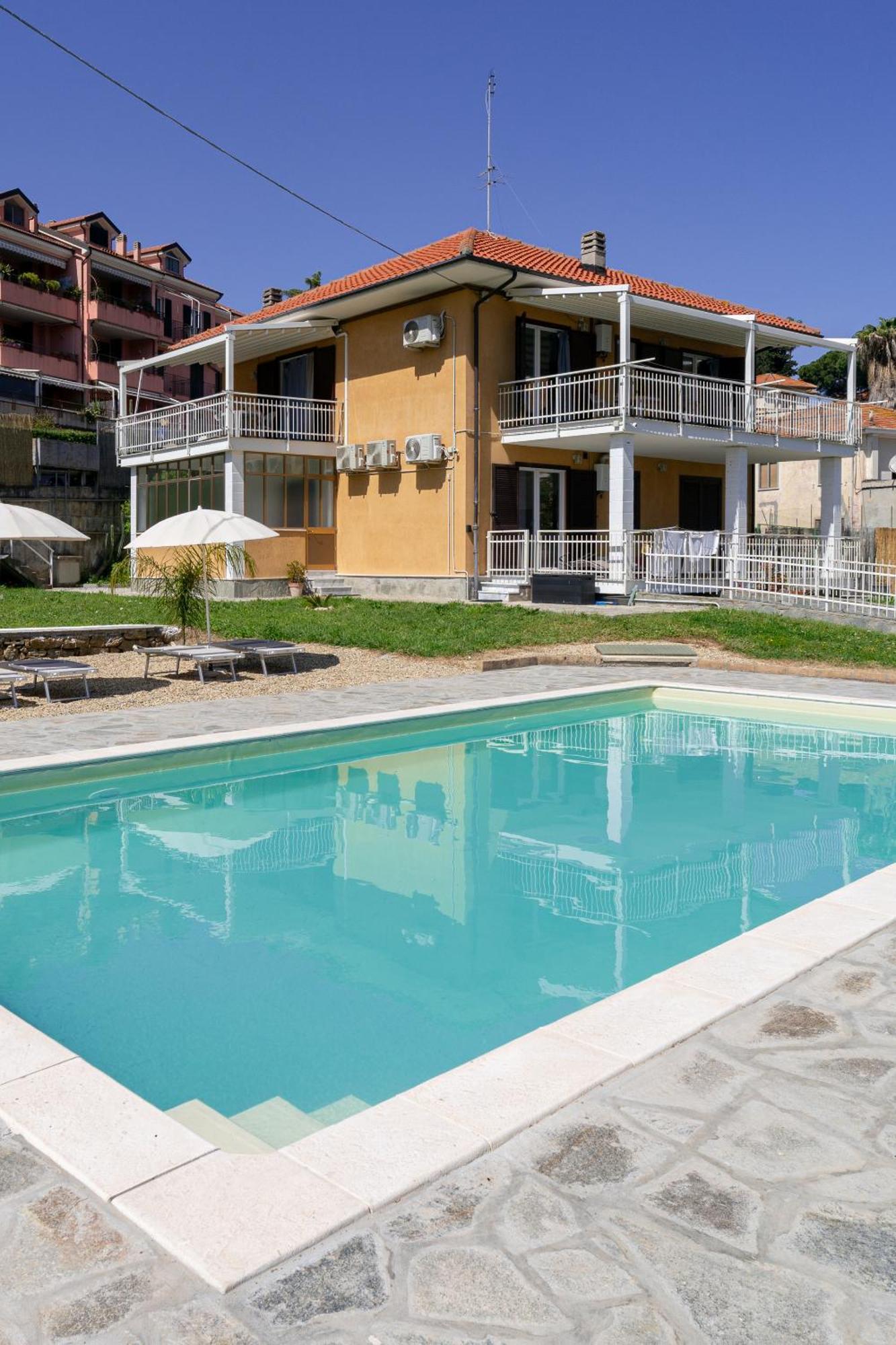 Il Gattino Di Porto - Apt 1 - Monolocale Veranda Piscina อิมเปรีอา ภายนอก รูปภาพ